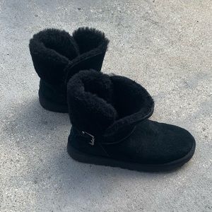 Black UGG Cuffed Shortie Boots Size 10